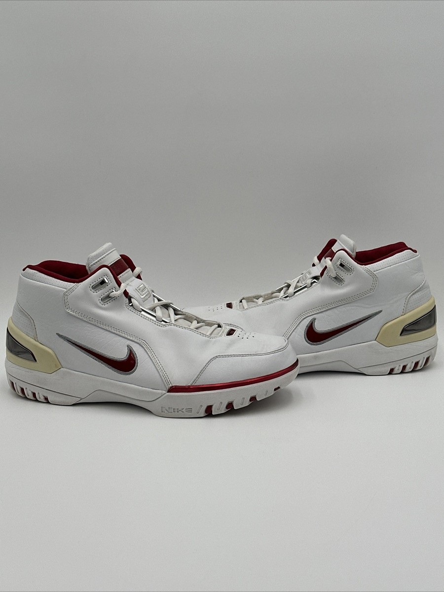 Nike Air Zoom Generation LeBron James White Red 2004 Size 11.5