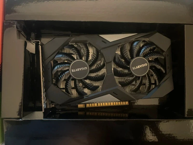 Scheda Video nvidia Gigabyte Aorus GTX 1650 4GB GDDR6 in ottime condizioni - Immagine 2 di 4