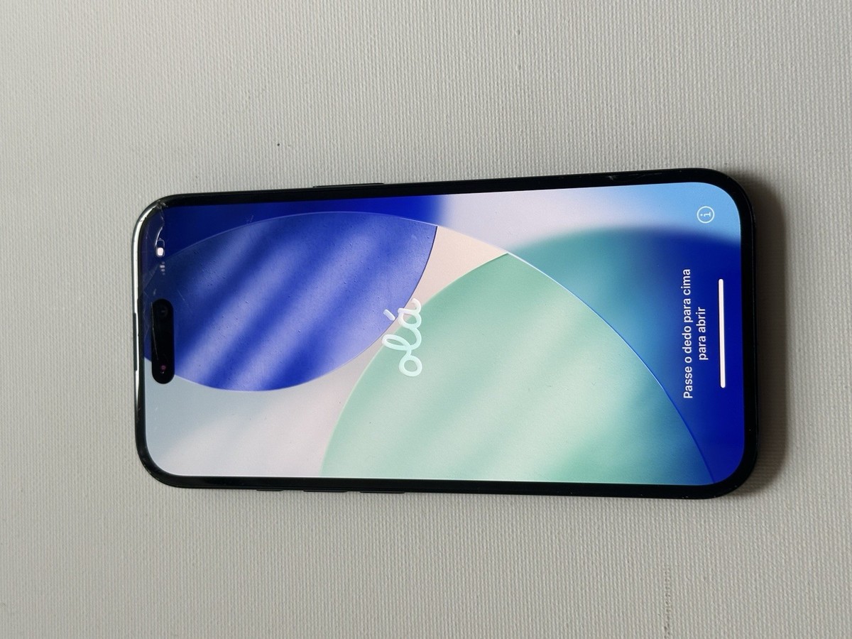 Apple iPhone 16 128GB Unlocked - Black - Broken - For Parts Or