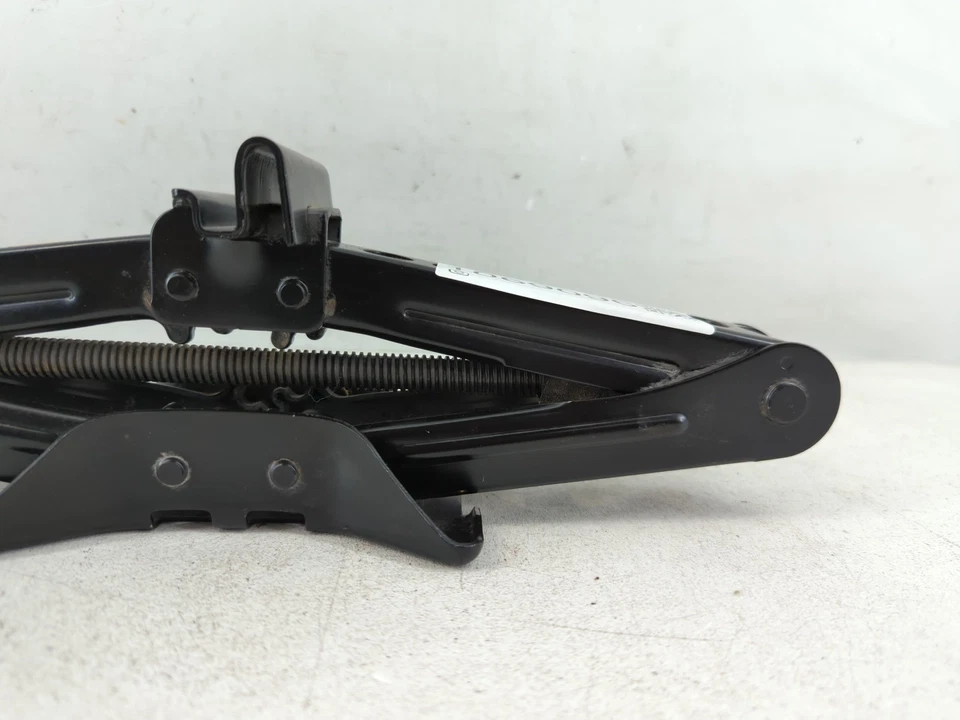 Ford Focus 2016 tijera de repuesto gato X2U70 Foto 3 de 4