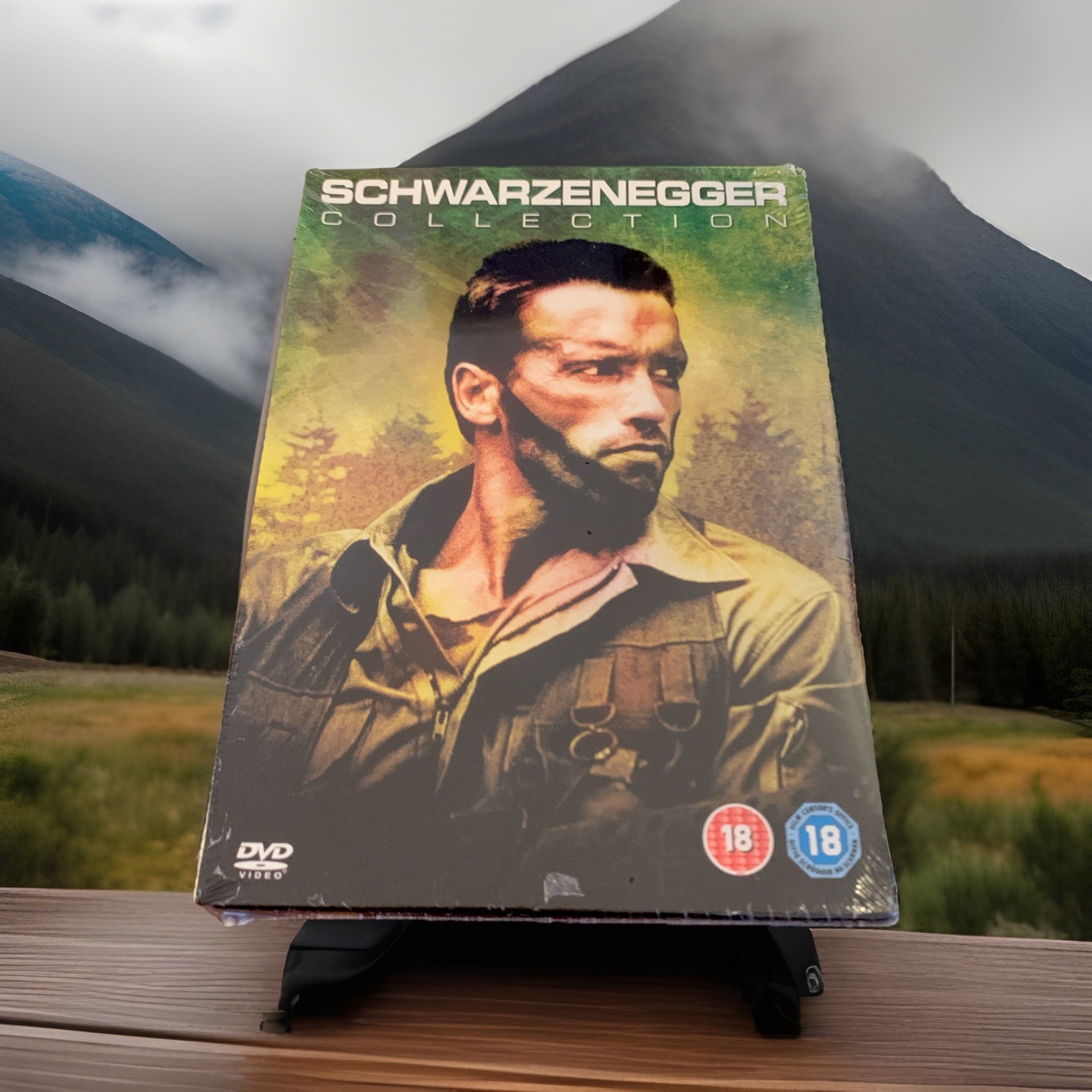 Schwarzenegger Collection - Predator/Commando/The Terminator/Conan. DVD/ New!