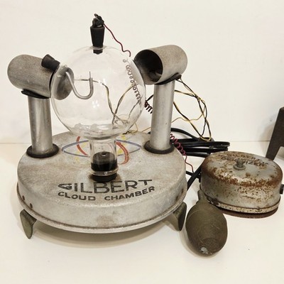 Vintage AC Gilbert Cloud Chamber Deionizer Pump U238 5500 Energy Lab Set