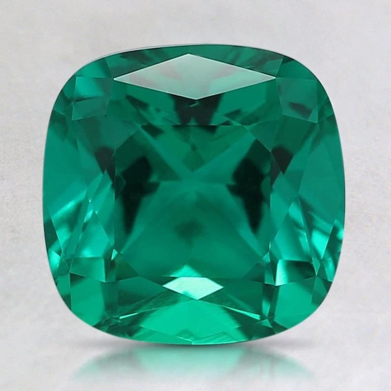 Emerald Cushion Cut Lab Grown Emerald 8x8 mm Loose Emerald For Jewelry Making  - Image 4 of 4