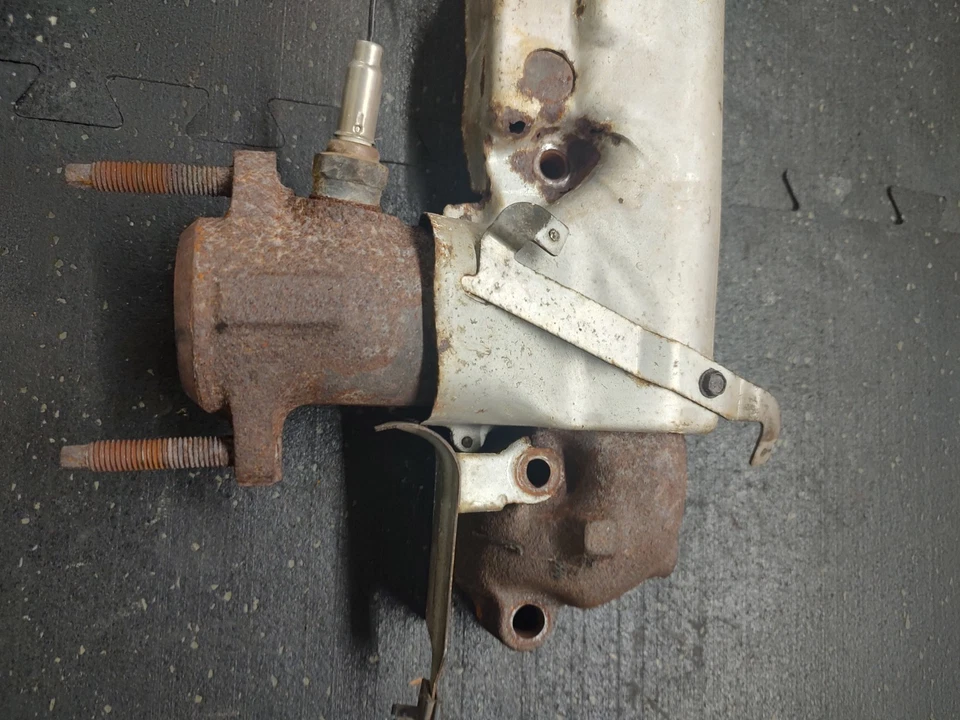 左排气歧管 91 - 93 别克 Roadmaster,雪佛兰 Caprice,Olds 定制巡洋舰 — 第 2/4 张图片