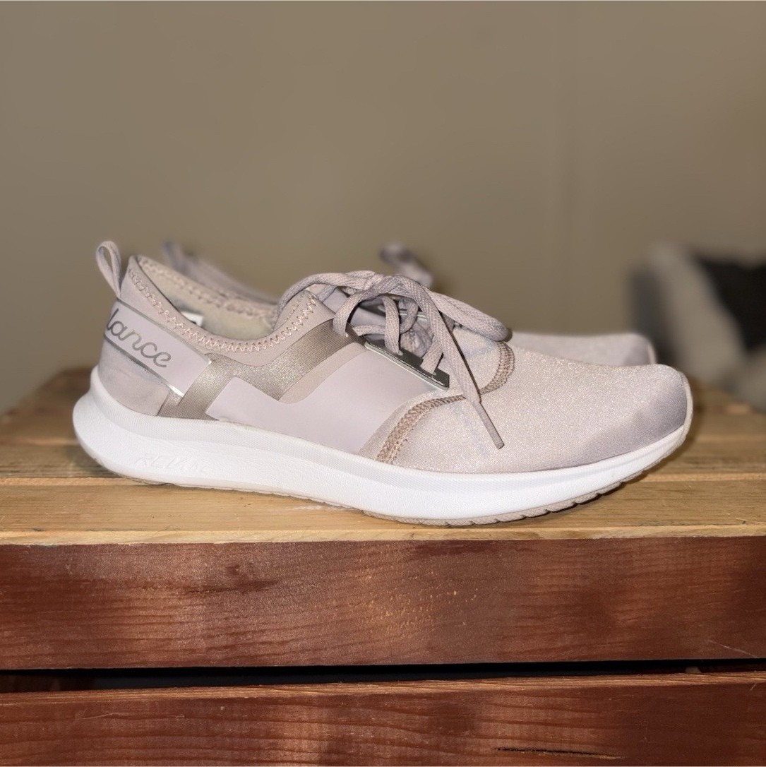 VERY NICE WOMEN&rsquo;S NEW BALANCE REV LITE; SIZE 10. L#4