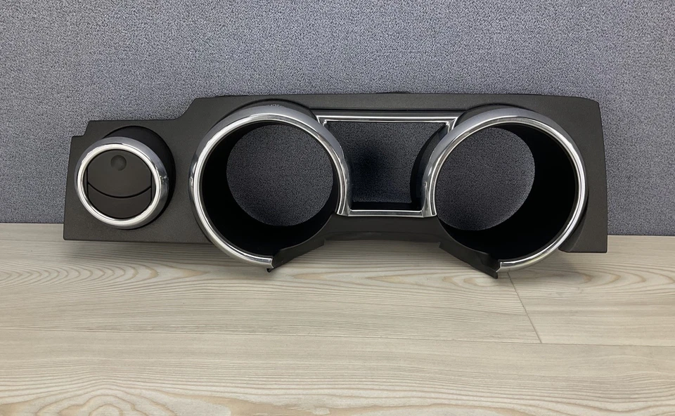 ⭐️2005-2009 Ford Mustang Dash Cluster Bezel w/ Vents & Trim. Set Of 4. OEM. - Image 2 of 4