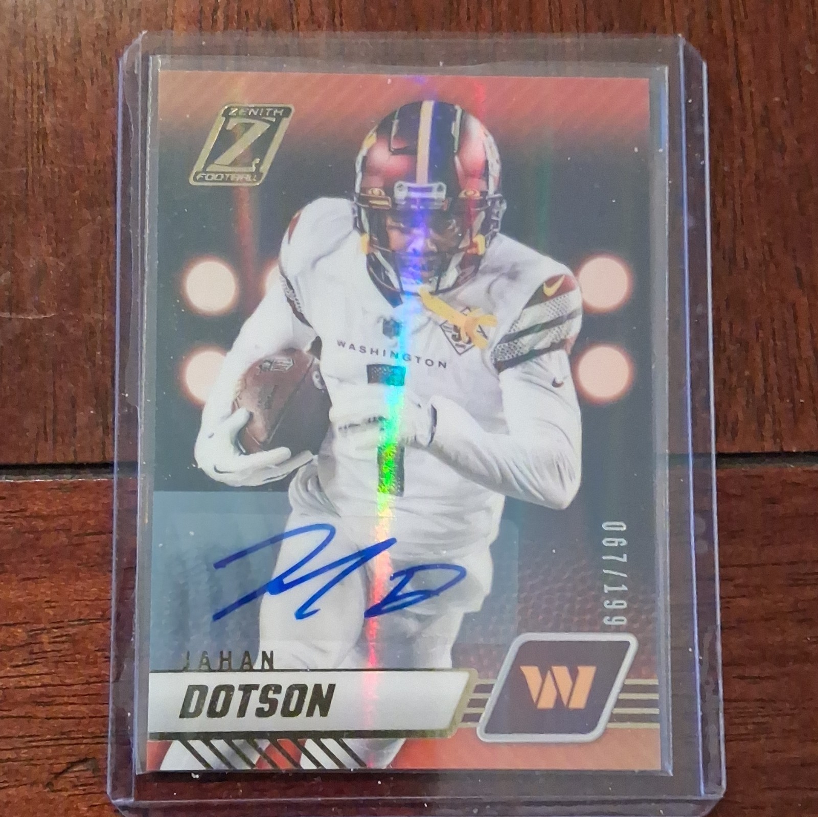 Panini 2022 Zenith Jahan Dotson #99 Autographs Auto 067/199 Commanders