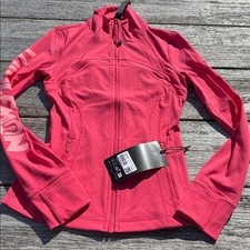 Disney x Lululemon Define Jacket Nulu Lip Gloss size 4 pink