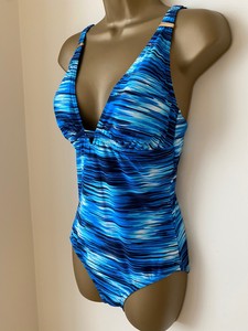 ladies swimsuit size 14