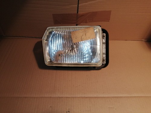 Volkswagen Derby Scheinwerfer vorne rechts (Hella) 902-121 604