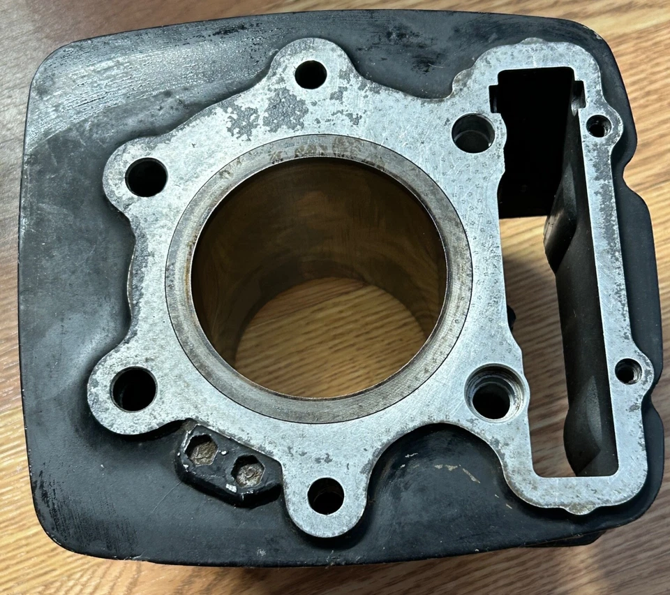 1981 Honda XR250R XR250 XR 250R 250 R cabeça de cilindro do motor jarro cano motor F5 - Imagem 2 de 4