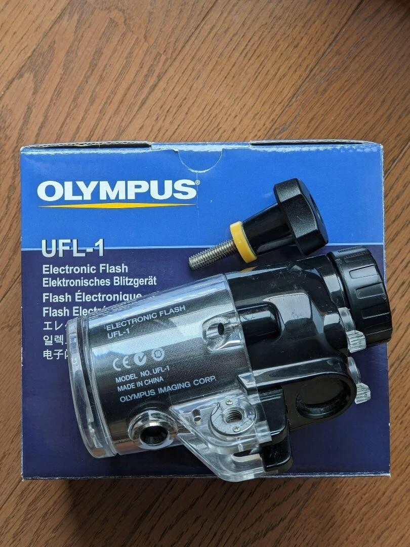 Olympus UFL-1 Underwater Electronic Flash Strobe used