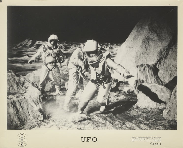 UFO Original 8x10 Photo ITC Gerry Anderson 1970 TV series Astronauts on moon