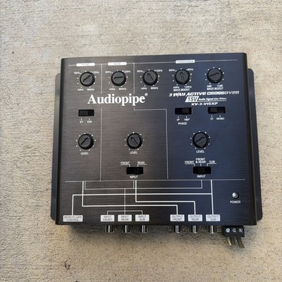 Audiopipe XV-3-V15XP3-Way Electronic Crossover with 15V Frequency Control USED
