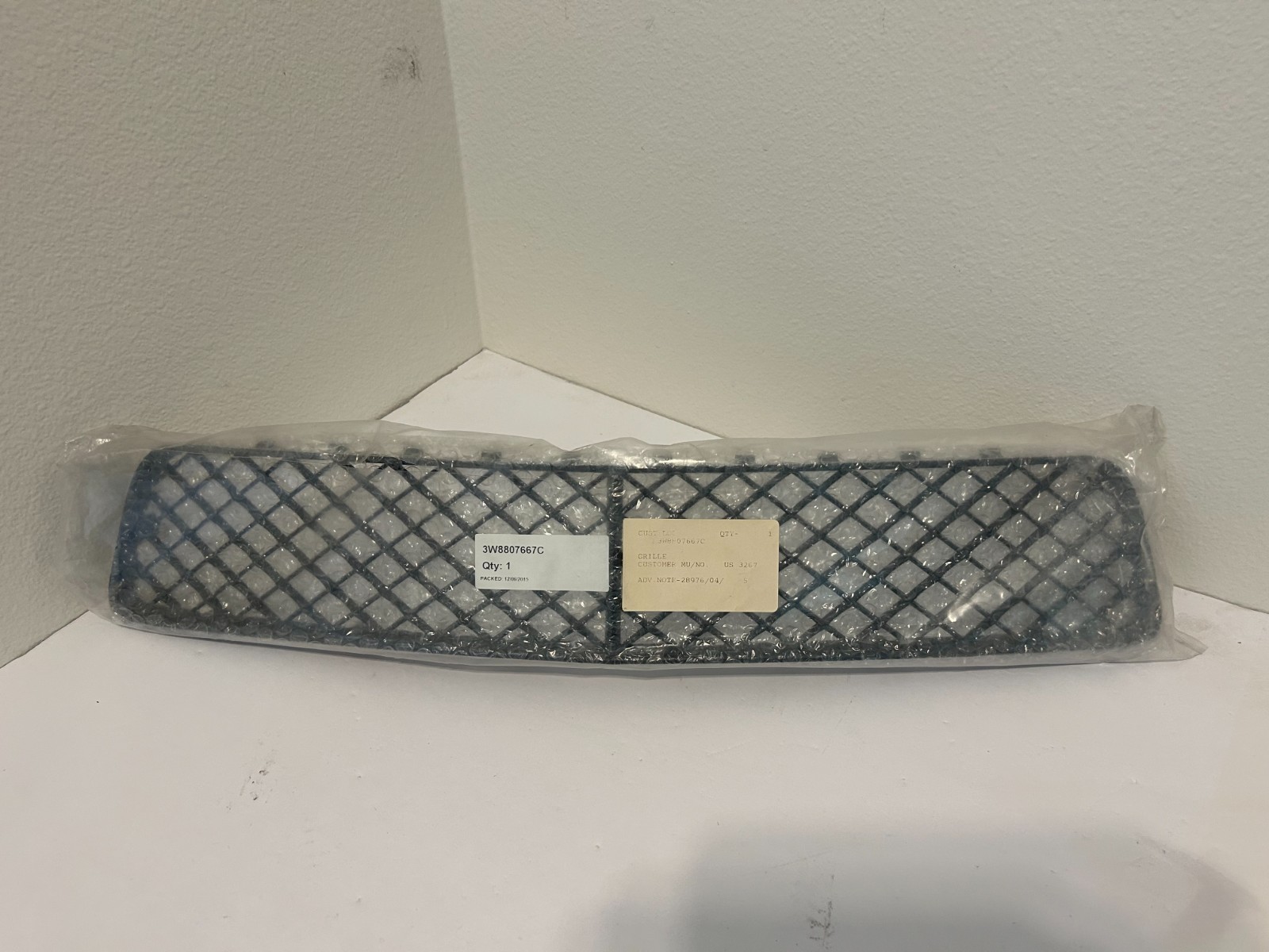 04-08 BENTLEY CONTINENTAL GT,GTC FRONT BUMPER OEM# 3W8 807 667 C