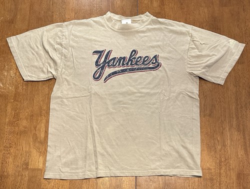 Vintage New York Yankees Adidas T-Shirt Large Y2K 2005