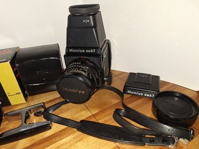 Mamiya RB67 Pro Kit – Sekor 90mm f/3.8 Lens, 120 Back, Magnifying
