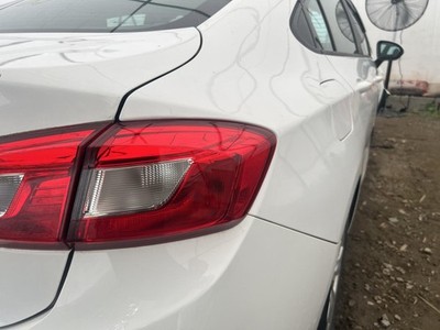 Used Right Tail Light Assembly fits: 2018 Chevrolet Cruze Sedan quarter panel mo