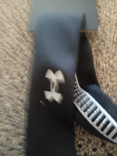 Fascia da gioco donna Under Armour nuova con etichette, nera,,,nuova con etichette taglia 1 vestibilità,look - Foto 2 di 4