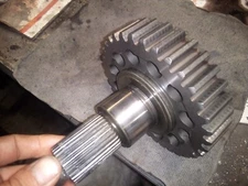 GM CHEVY GMC NP208 Transfer Case Front Output Shaft