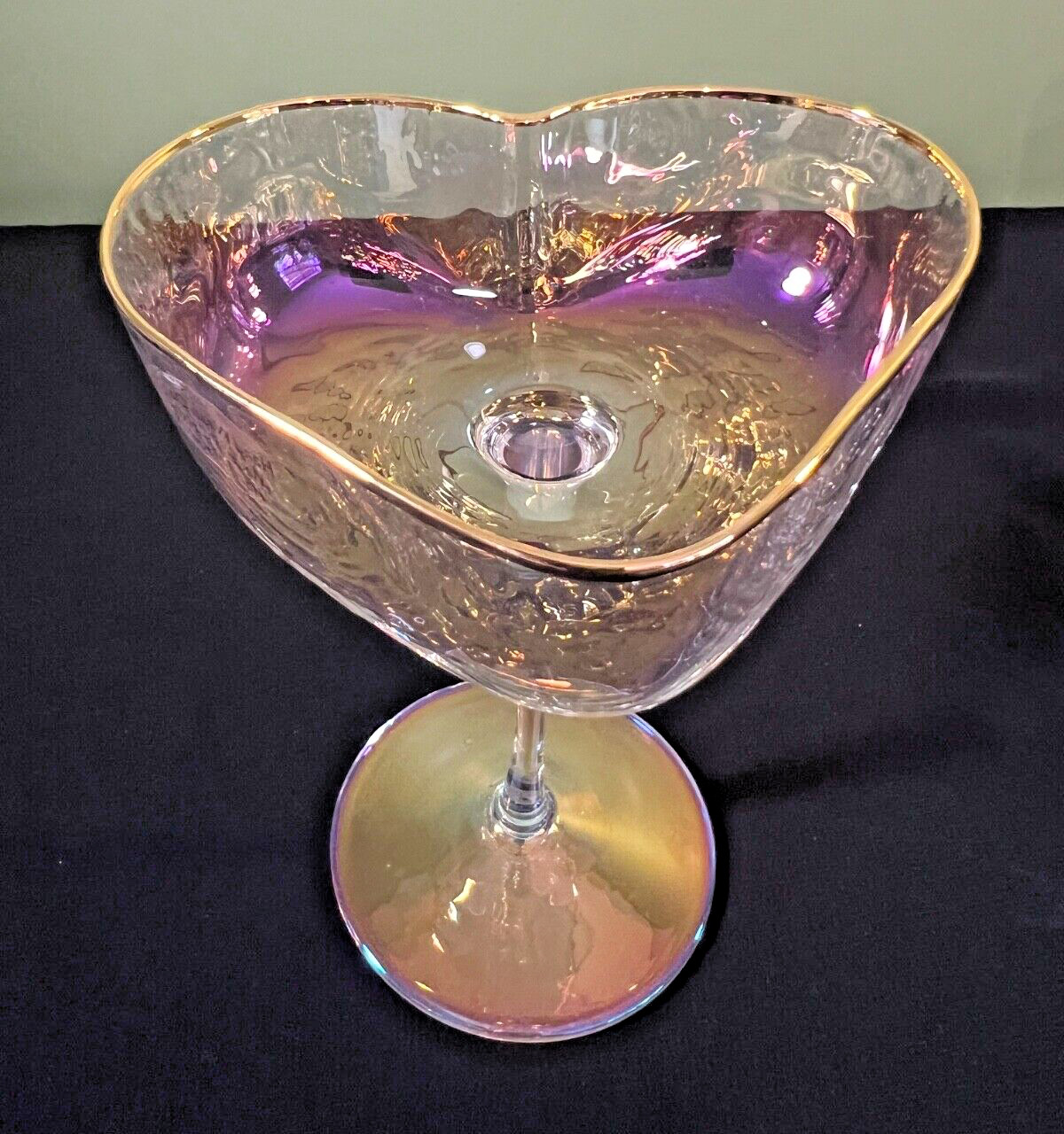 Set of 2 David Tutera Heart Shaped Iridescent Coupe Champagne Glasses NEW