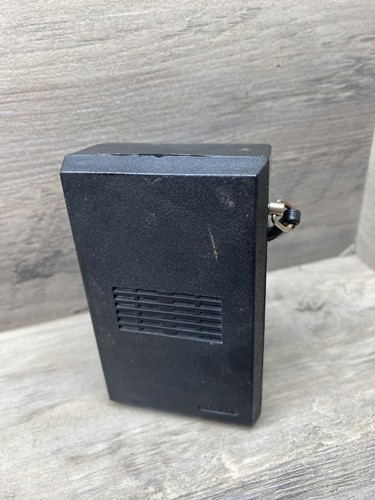 Vintage Precor Solid State AM Transistor Radio - Picture 3 of 5