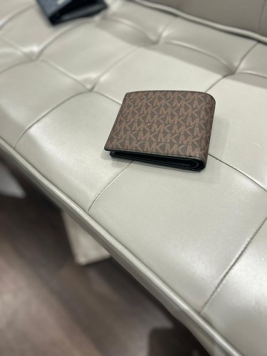 Michael Kors Men Cooper Billfold with Passcase Wallet Brown Bifold MK Signature - Picture 3 of 18