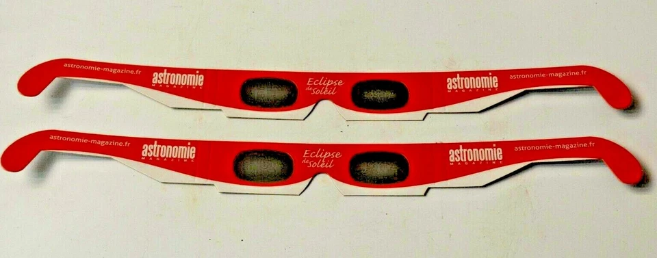 LOT DE 2 PAIRE LUNETTE ECLIPSE REVUE ASTRONOMIE MAGAZINE LIVRE TELESCOPE LUNE - Bild 1 von 4