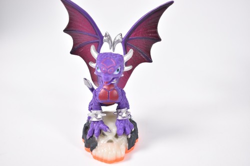 Lot Activision Skylanders Figures- Tree Rex - Jet Vac - Cynder - Excellent Shape - Picture 4 of 10