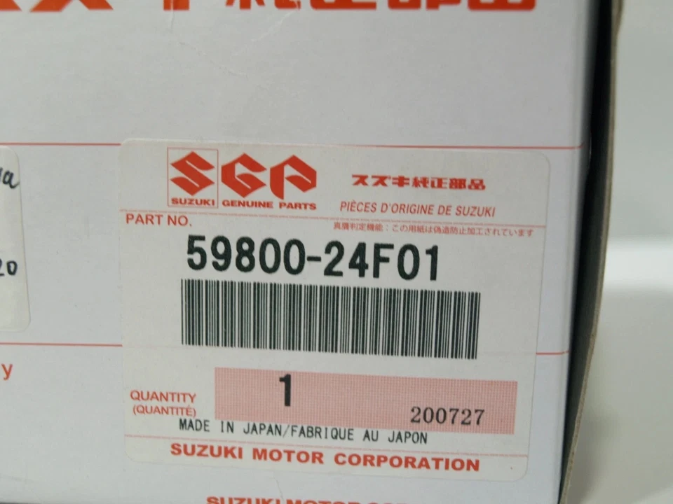 NEW 1999 - 2007 SUZUKI HAYABUSA GSX1300R OEM LH CLUTCH MASTER CYLINDER ASSEMBLY - Image 3 of 4