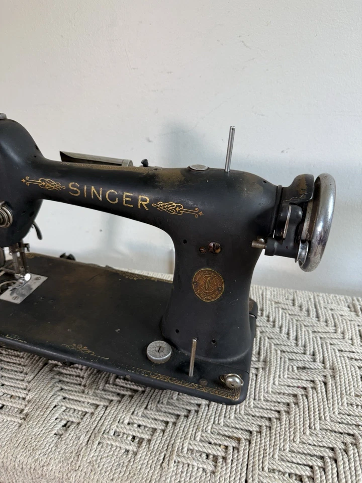 🍊Máquina de coser Singer Treadle 1926 de colección modelo 101 con motor en maceta y pedal Foto 3 de 4