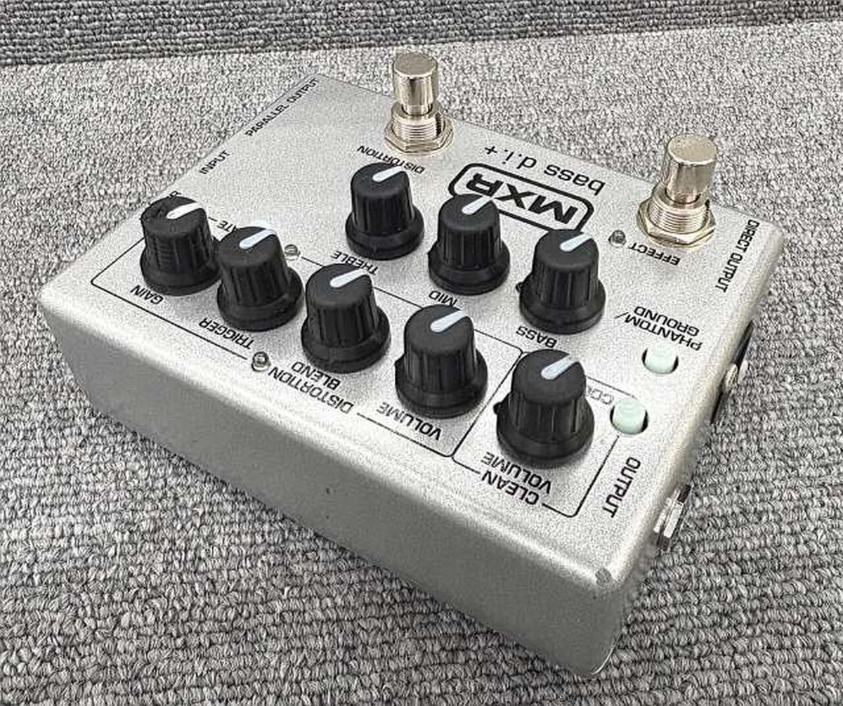 MXR M80 Bass D.I.+ Japan Limited Model Silver Color Preamp MXR M80 Bass D.I.+ Japan Limited Model Silver Color Preamp