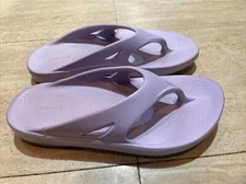 OOFOS OOriginal Mens Size 12 Sandals Recovery Comfort Mauve Purple Thong