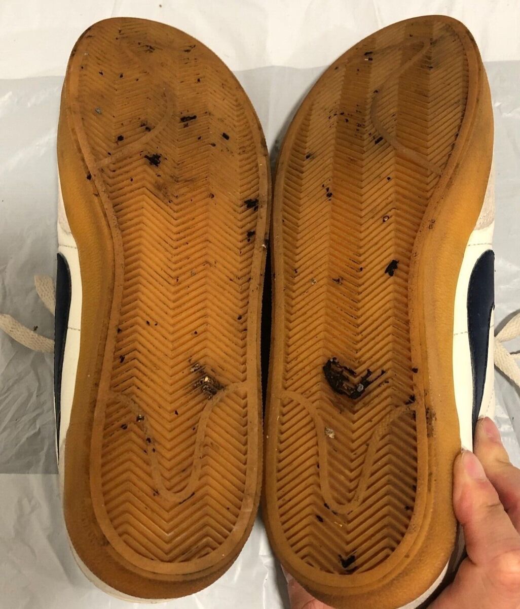 Nike Killshot 2 Sail/Gum Yellow/Midnight Navy US Men's Size Nike Killshot 2 Sail/Gum Yellow/Midnight Navy US Men's Size