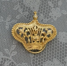 Vintage crown w/ heart brooch Scarf Clip