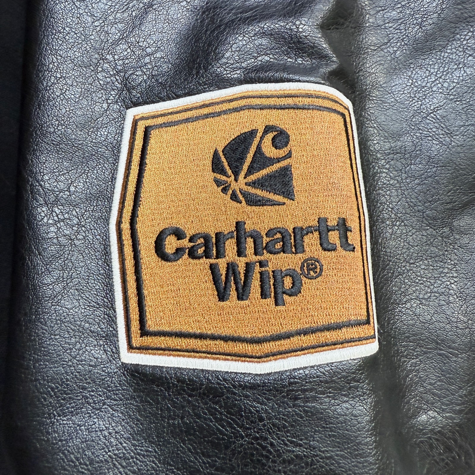 Carhartt WIP Brown Ducks Bomber Jacket Men's L Black Varsity Faux Leather thumbnail 9