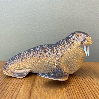 Vintage WALRUS Figure 1991 Educational Toy Realistic Animal Brown Plastic 5''