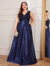 Plus Size Elegant Sequins Evening Dress For Women Deep V-neck Prom Party Dress