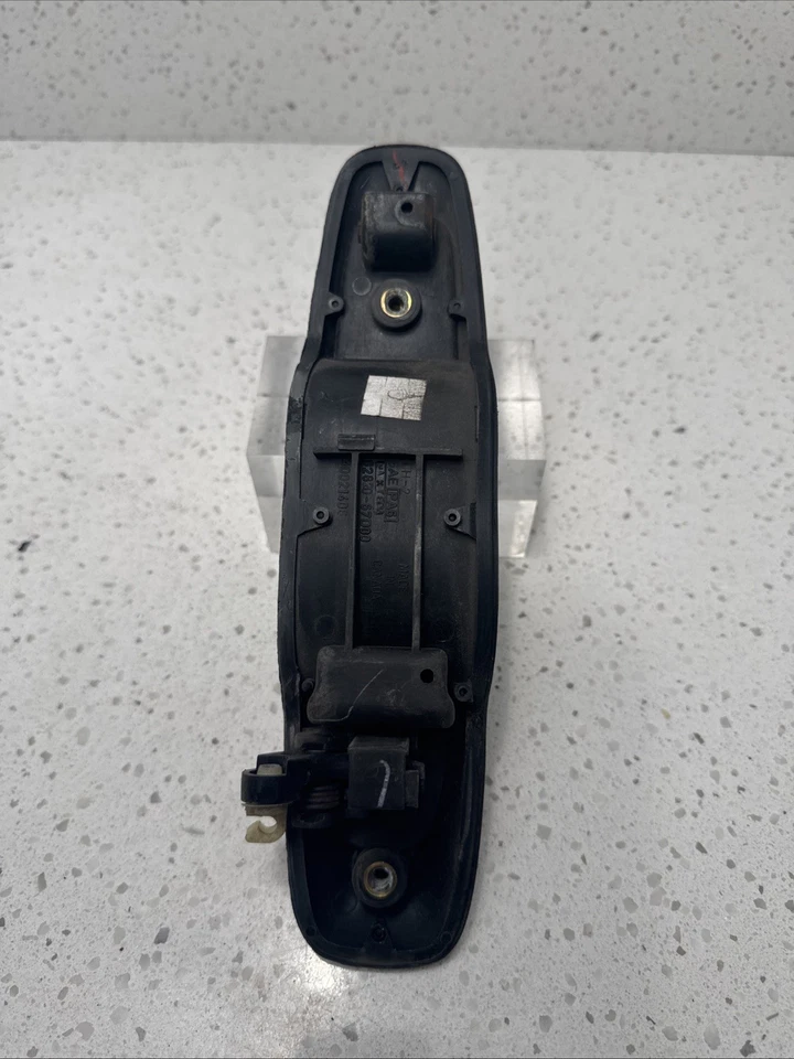 1999-2004 Chevrolet Tracker Rear Left Driver Side Exterior Door Handle B464-16 Foto 2 de 4