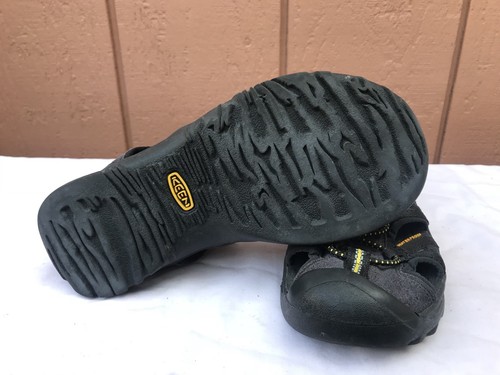 EUC Keen Waterproof Sandals Youth Size US 3 EUR 35 Gray Black Canvas A7 - Picture 10 of 10