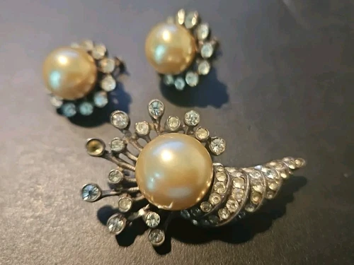Vintage EISENBERG ORIGINAL STERLING Rhinestone Faux Pearl Brooch &Clip Earrings
