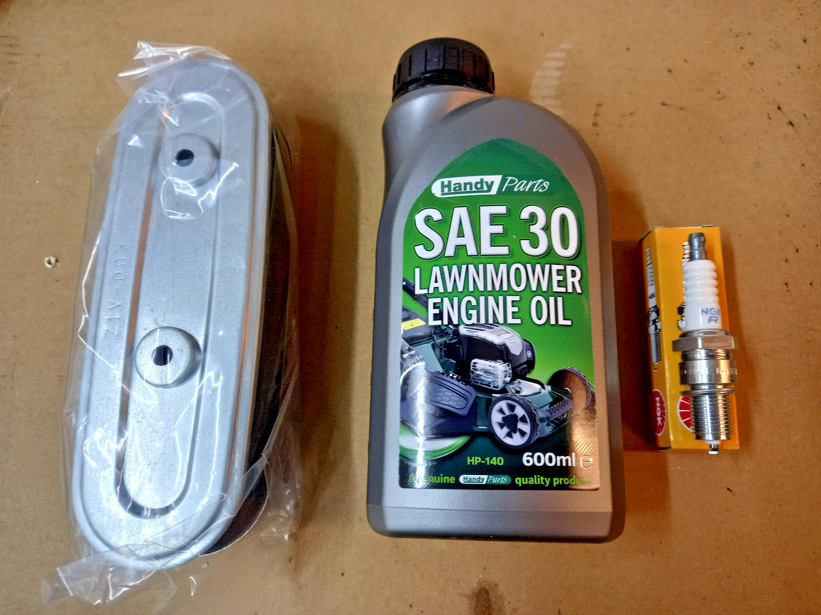 HONDA ENGINE SERVICE KIT FOR Honda GXV160 Lawnmower Engine  PLUG OIL AIR FILTER
