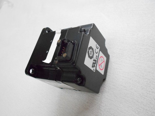 YASKAWA Servo Motor SGMPS-01ACA21 cnc router plc 100W "NEW" - Picture 3 of 7