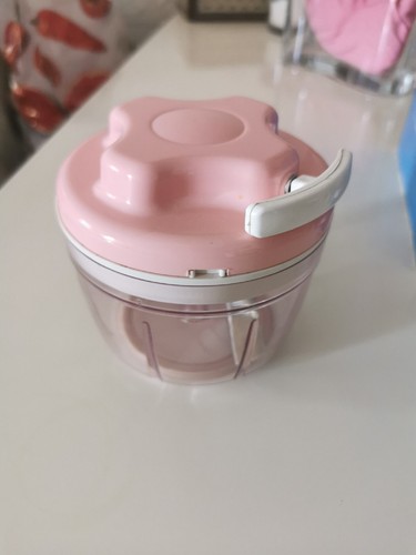 Wenken praktische Küchenmaschine mit Zug-String-Mechanismus, Mini-Lebensmittelhäcksler