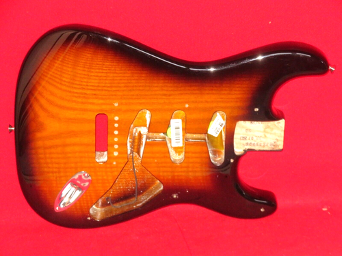Fender 2023 USA Sun Burst Eric Johnson 1954 Virginia Stratocaster Sassafras Body