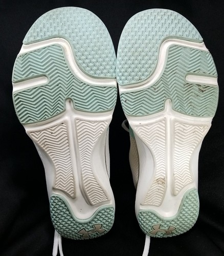 Size 9 UNDER ARMOUR WOMENS UA PRESS 2 SNEAKER - Picture 9 of 20