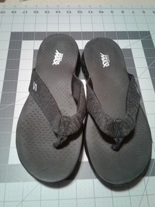 skechers goga max womens silver