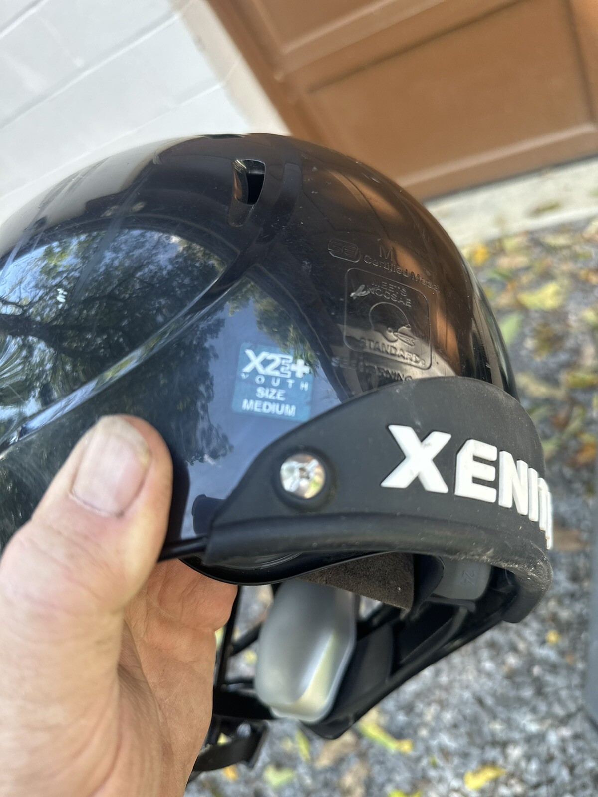 Xenith Football Helmet Youth Medium 2019 Missing Chin Strap Connector