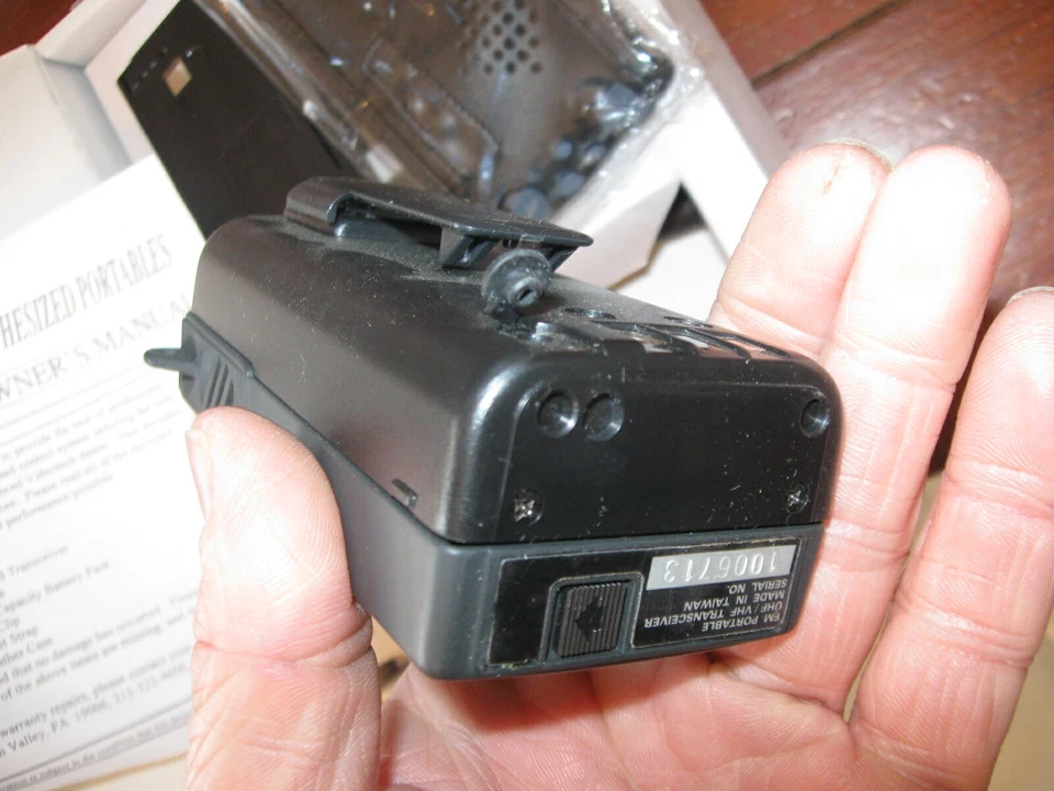 NUEVO Transceptor de radio portátil sintetizado Cobra MicroTalk UHF FM # M112 H112 Foto 3 de 4