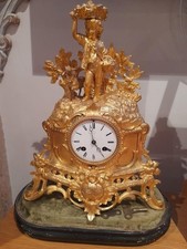 Mid 19th century French spelter gilt antique mantel clock.